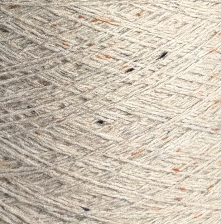 Lasilk Tweed Garn 450m/100g Beige 01